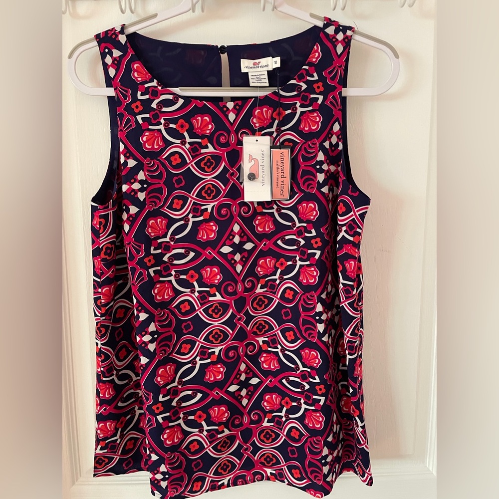 NWT Vineyard Vines Top, size 10